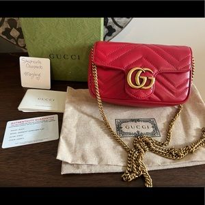 Gucci GG Marmont Matelasse Leather Super Mini Bag